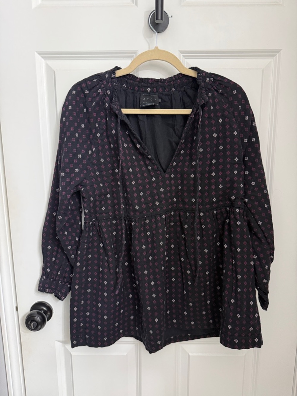 Hatch Black Alana Top with Pink Geometric Print size 0 small 100% cotton